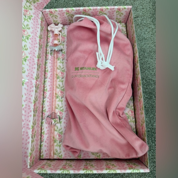 LoveShackFancy x Stanley 20 & 40oz Tumblers - Picture 10 of 10